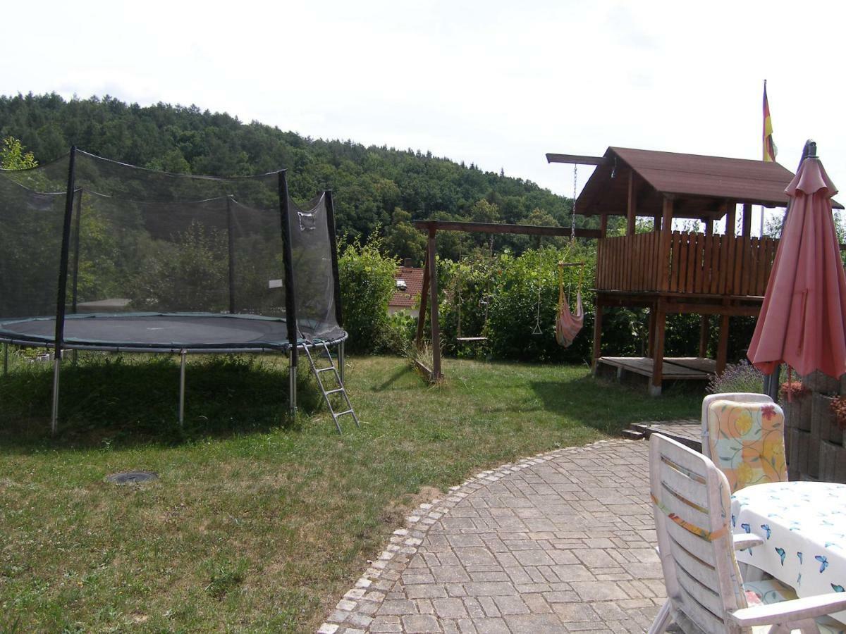 Ferienwohnung Stettfeld Bagian luar foto